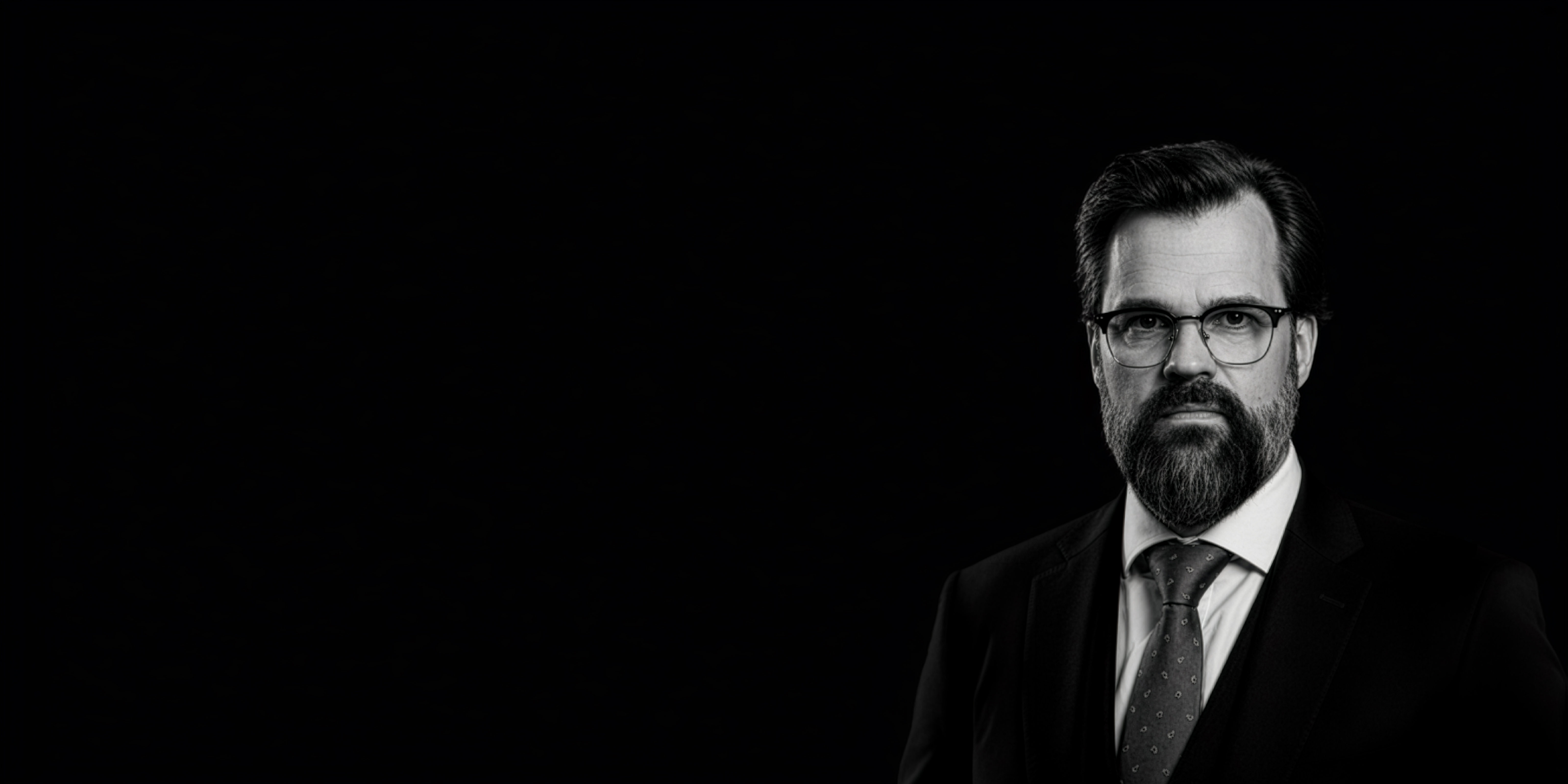 portrait image PD Dr. Frank Sauer